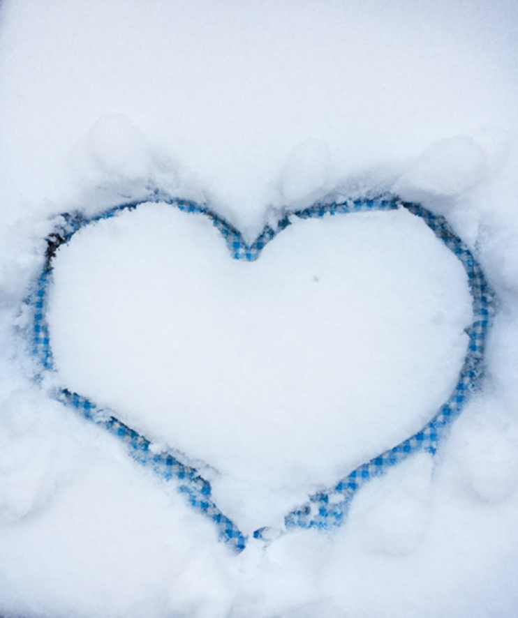 winter clipart heart in the snow
