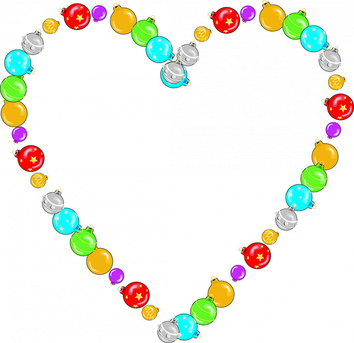 heart made from Christmas balls