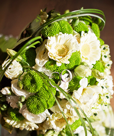 wedding decoration with rings