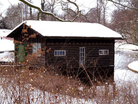 winter pictures house in snow