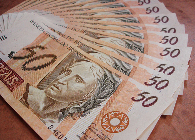 banknotes Banco de Brazil