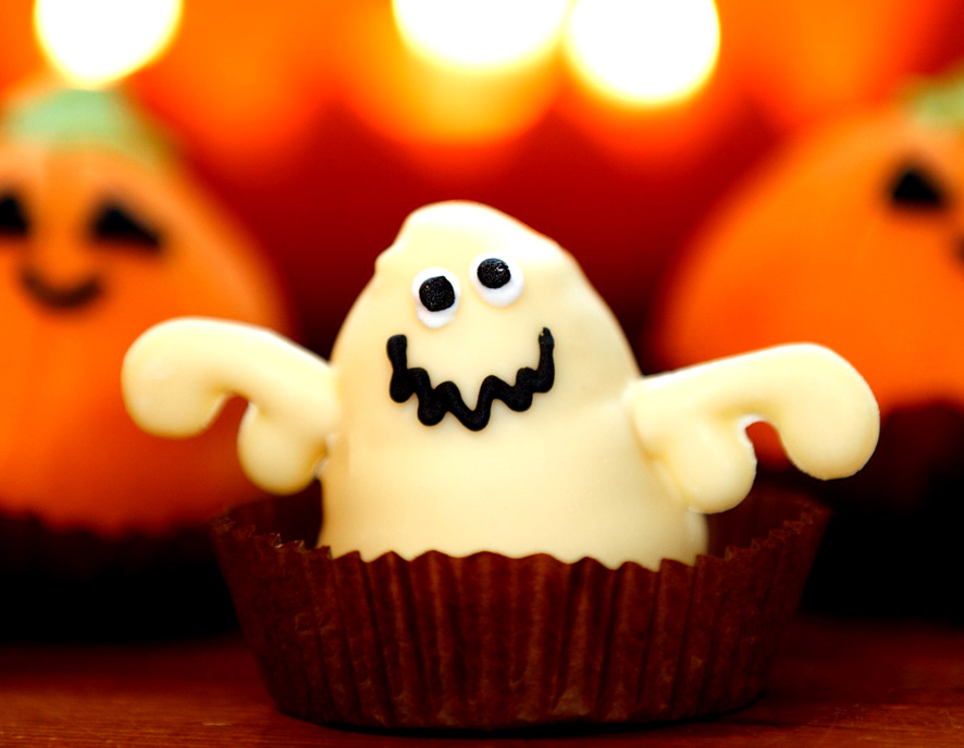 ghost cupcake for Halloween
